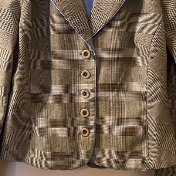 My Michelle plaid blazer and skirt business set size 5/6 - Picture 2 of 10